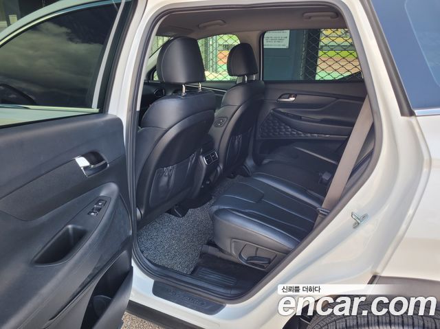Hyundai Santafe 2021 — photo 8