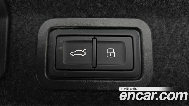 Audi A6 2021 — photo 15