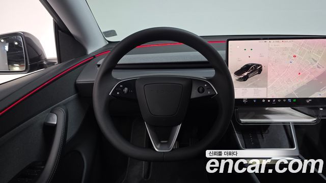 Tesla Model Y 2025 — photo 19