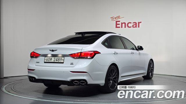 Genesis G80 2018 — photo 2