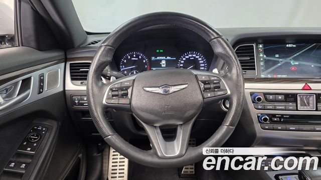 Genesis G80 2018 — photo 13