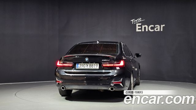 BMW 3-Series 2019 — photo 4