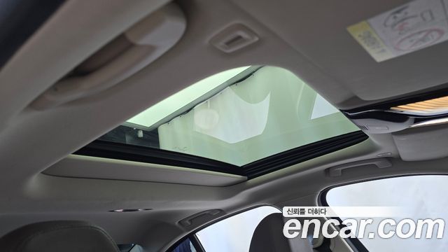 BMW 3-Series 2019 — photo 17