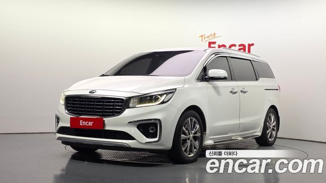 Kia Canival 2019 — photo 1