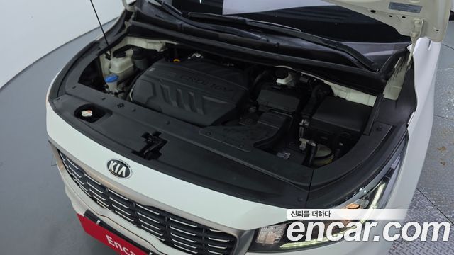 Kia Canival 2019 — photo 6