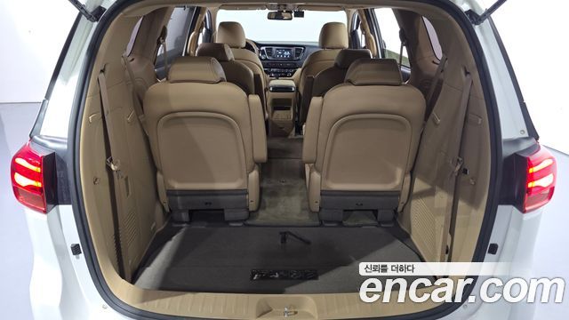 Kia Canival 2019 — photo 20