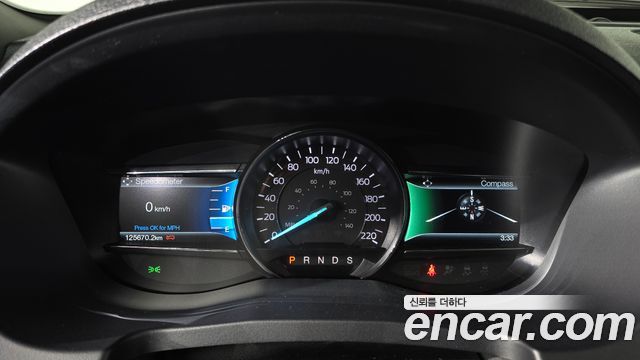 Ford Explorer 2017 — photo 8