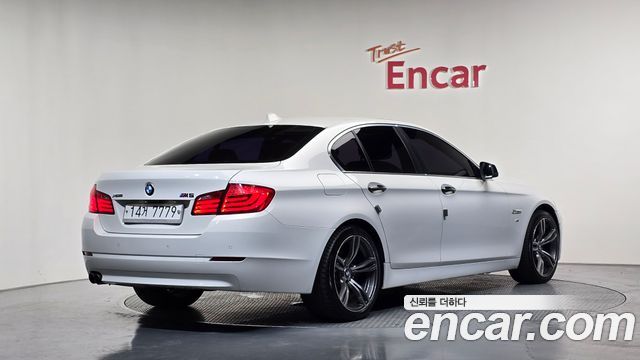 BMW 5-Series 2013 — photo 2