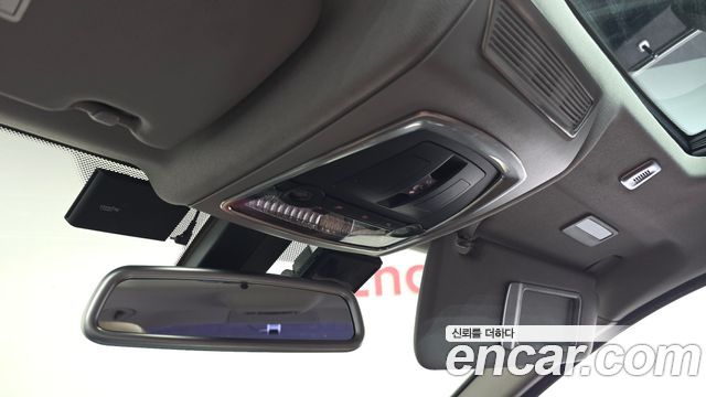 BMW 5-Series 2013 — photo 25