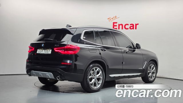 BMW X3 2018 — photo 2