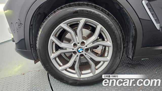 BMW X3 2018 — photo 5