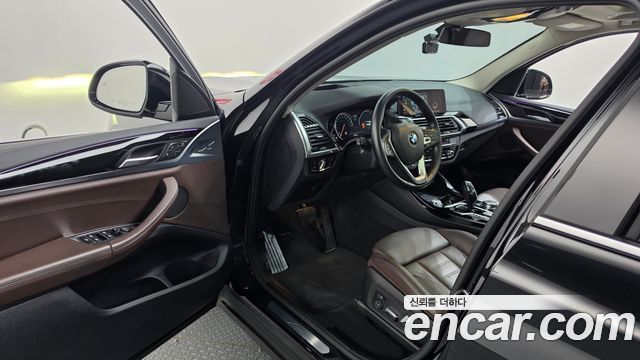BMW X3 2018 — photo 13
