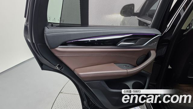 BMW X3 2018 — photo 15
