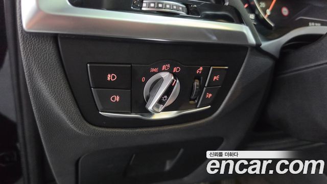 BMW X3 2018 — photo 30