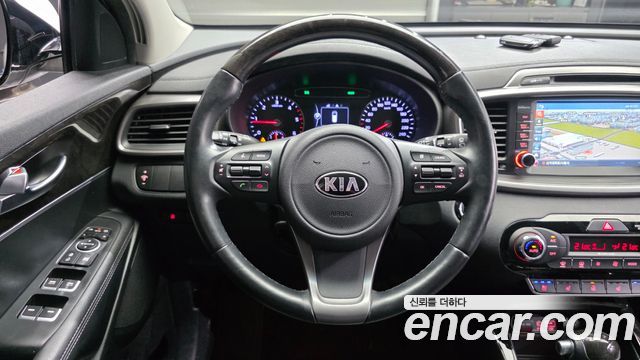 Kia Sorento 2017 — photo 12