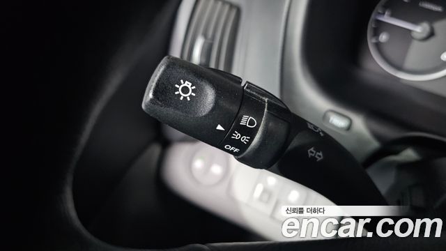 Hyundai Starex 2017 — photo 23