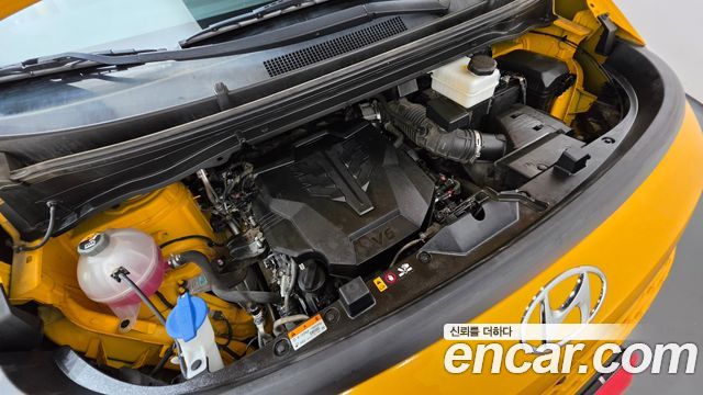 Hyundai Staria 2022 — photo 6