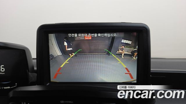 Hyundai Staria 2022 — photo 18