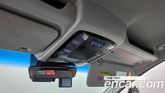 Hyundai Staria 2022 — photo 26