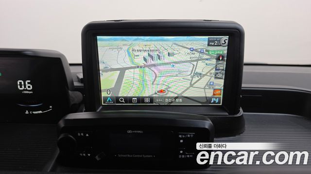 Hyundai Staria 2022 — photo 33