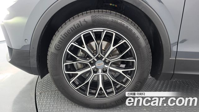 Volkswagen Tiguan 2024 — photo 5