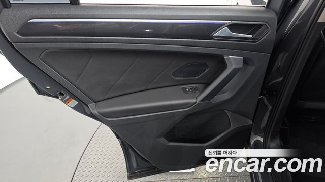 Volkswagen Tiguan 2024 — photo 15