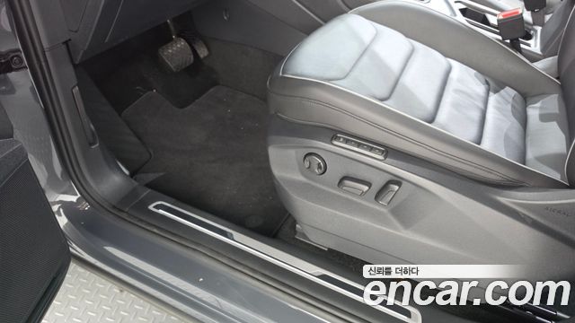 Volkswagen Tiguan 2024 — photo 29