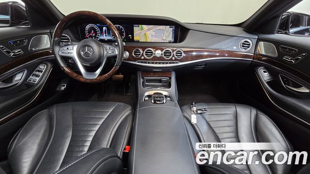 Mercedes-Benz S-Class 2019 — photo 10