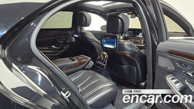 Mercedes-Benz S-Class 2019 — photo 17