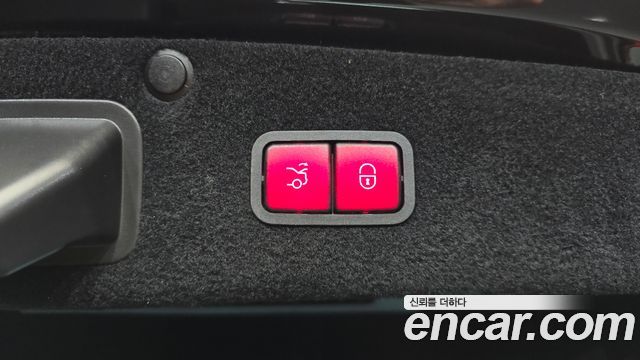 Mercedes-Benz S-Class 2019 — photo 24
