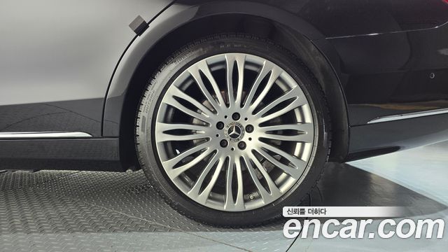 Mercedes-Benz S-Class 2019 — photo 7