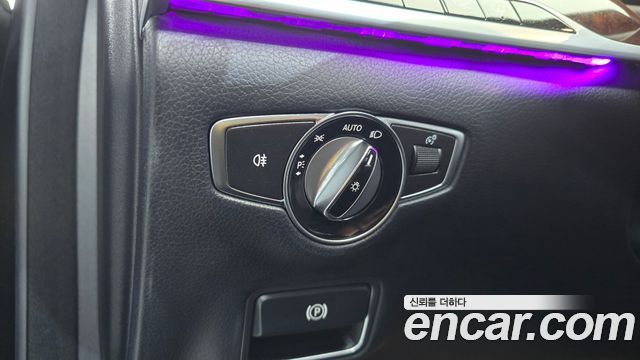 Mercedes-Benz S-Class 2019 — photo 27