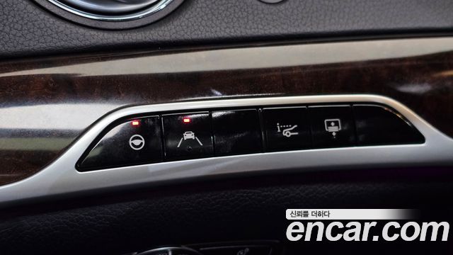 Mercedes-Benz S-Class 2019 — photo 35