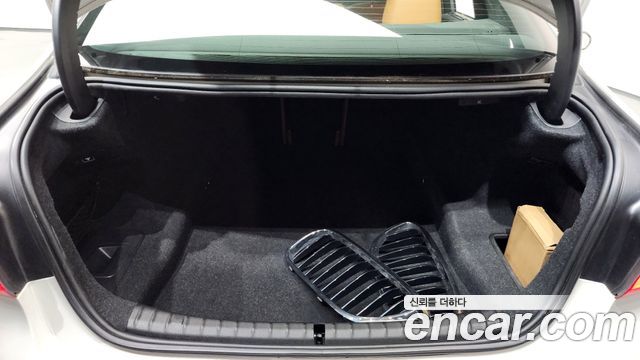 BMW 5-Series 2017 — photo 20