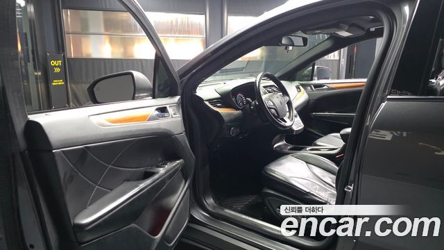Lincoln MKC 2017 — photo 13