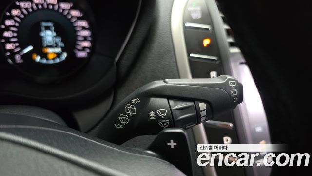 Lincoln MKC 2017 — photo 31