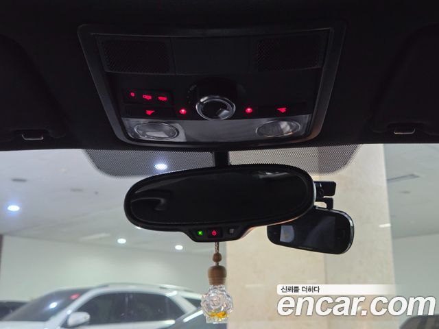 Volkswagen Beatle 2015 — photo 16