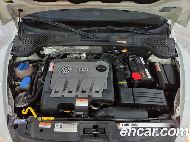 Volkswagen Beatle 2015 — photo 18