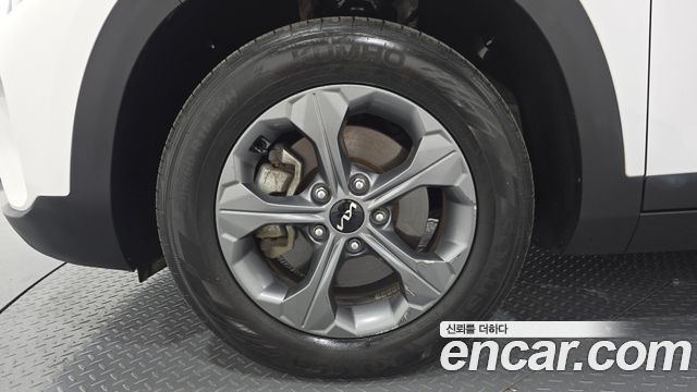 Kia Seltos 2023 — photo 5