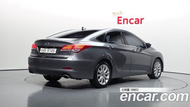 Hyundai i40 2012 — photo 2
