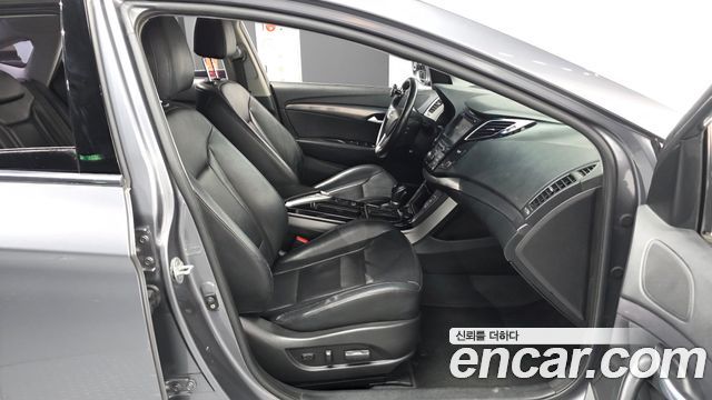 Hyundai i40 2012 — photo 17