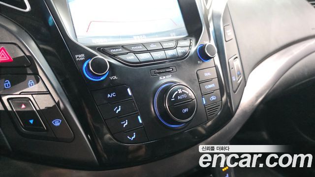 Hyundai i40 2012 — photo 22