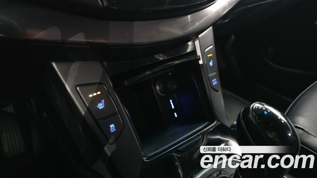 Hyundai i40 2012 — photo 23