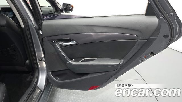 Hyundai i40 2012 — photo 15