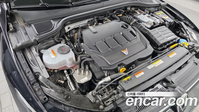 Volkswagen Golf 2022 — photo 6
