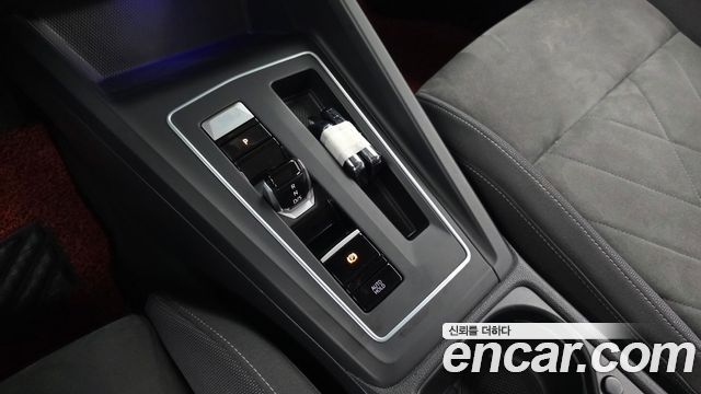 Volkswagen Golf 2022 — photo 12