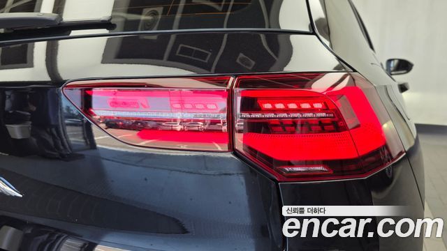 Volkswagen Golf 2022 — photo 9
