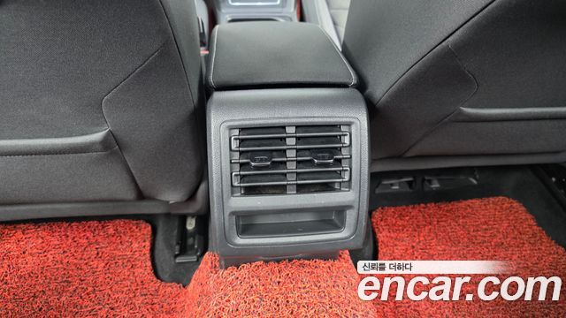 Volkswagen Golf 2022 — photo 34
