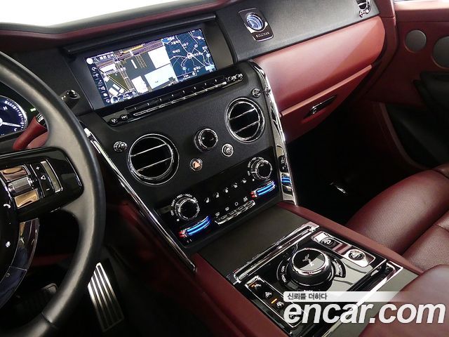 Rolls-Royce Cullinan 2021 — photo 11