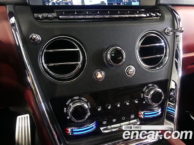 Rolls-Royce Cullinan 2021 — photo 13